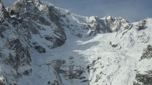 Tragedia sul Monte Bianco: morti uno sciatore e una guida