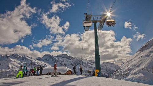 Monterosa Ski, il 23 novembre inizia la stagione invernale. Nuova pista nera ad Alagna