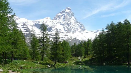 Valle D'Aosta: proposte di viaggio tra castelli e casinò per chi non scia
