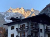 Appartamento in vendita a Courmayeur(AO)