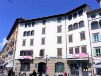 Palazzo / Stabile in vendita a Lovere(BG)