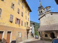 Palazzo / Stabile in vendita a Forni di Sopra(UD)