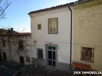 Casa indipendente in vendita a Ovindoli(AQ)