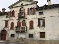 Palazzo / Stabile in vendita a Vittorio Veneto(TV)