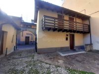 Casa indipendente in vendita a Clusone(BG)