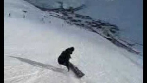 Dan Falling over on a snowboard