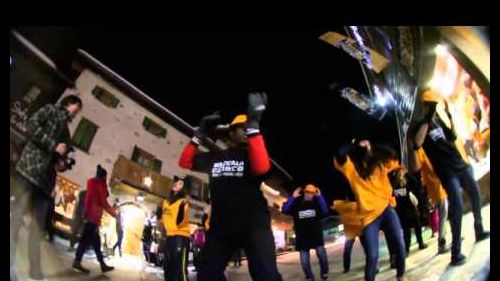 GANGNAM STYLE FLASH MOB DANCE LIVIGNO Mountain Riders Snowboard Shop