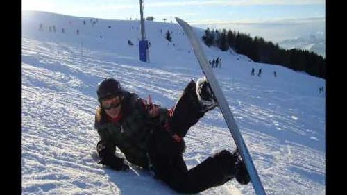 girl 1yr snowboarding (livigno 2009)