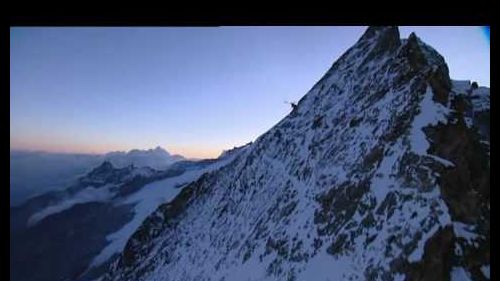 Longline rescue of alpinists - by Air Zermatt