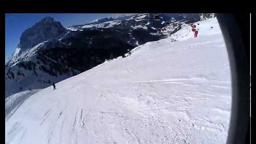 Snowboarding down piste 1 and 38 Val Gardena.