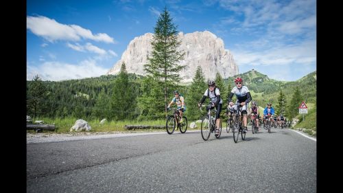 Icarus 2.0 Sellaronda Bike Day 2015