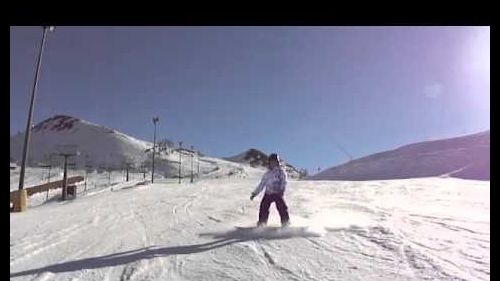 Lella on snowboard