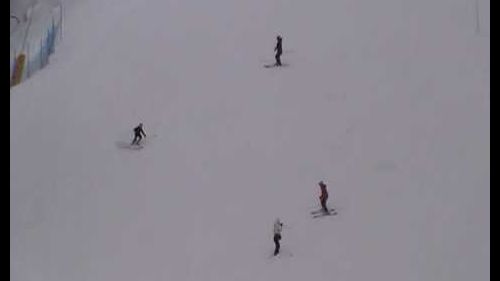 Oliver Browne skiing a black run in La Thuile