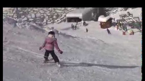 Ella skiing