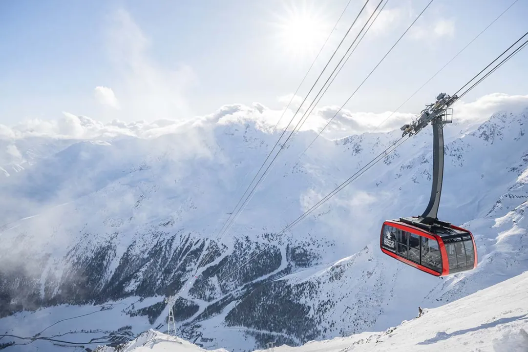 Alpin Arena Senales, esperienze invernali circondati da 126 cime di tremila metri.