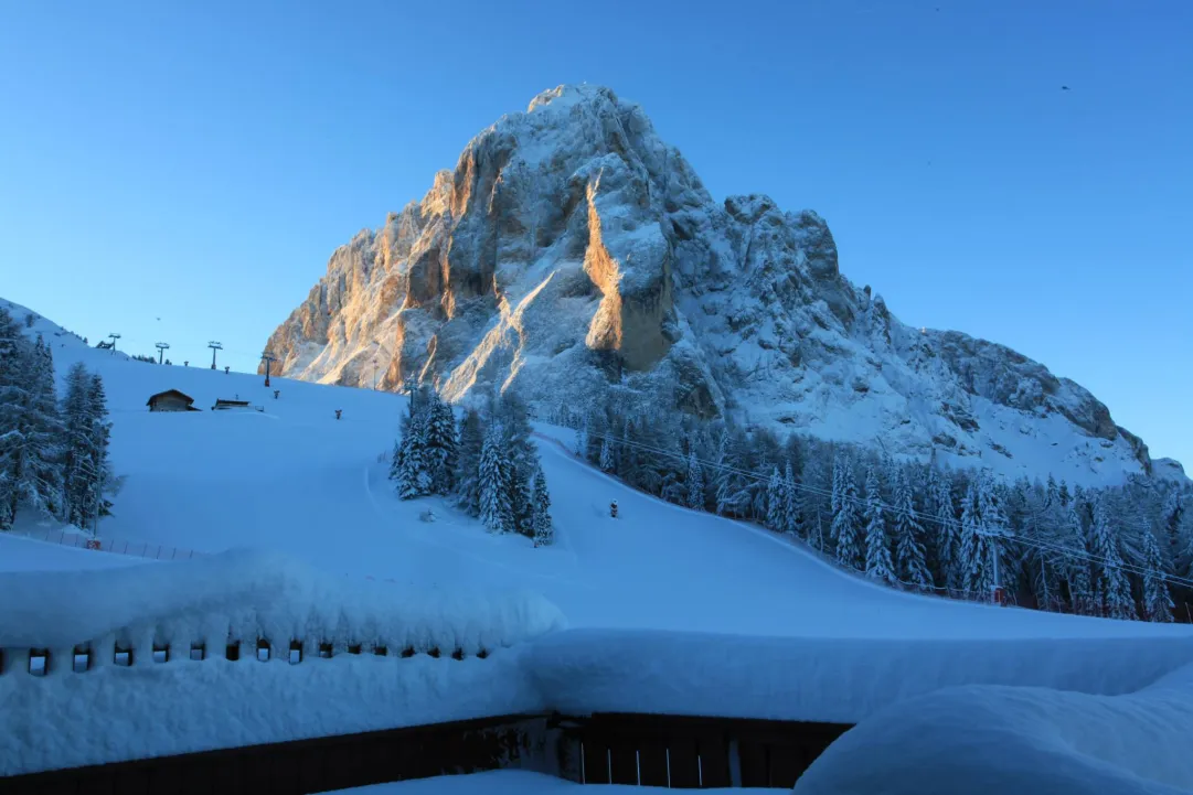 La nota Facebook delle funivie Saslong della Val Gardena: 'Stagione finita, non apriamo'