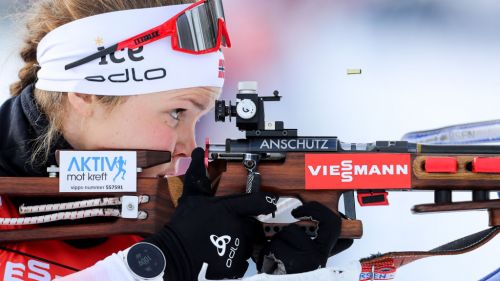 Tiril Eckhoff si conferma, sua la Sprint di Le Grand Bornand. Quindicesima Lisa Vittozzi