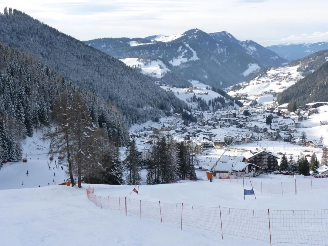 pista sotto la cabinovia Dantercepies verso Selva Val Gardena