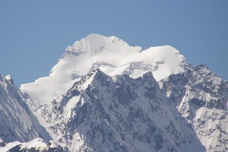 Barre des Ecrines 4102 m e dome de Neige 4016 m