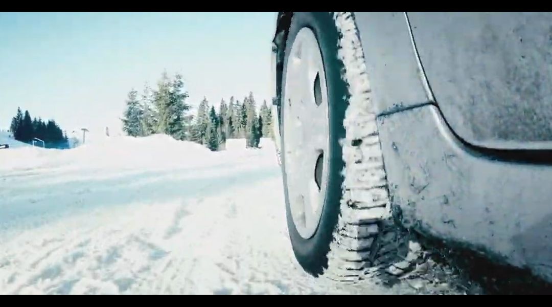 Obbligo di pneumatici invernali o catene da neve a bordo dal 15 novembre fino al 15 aprile 2025