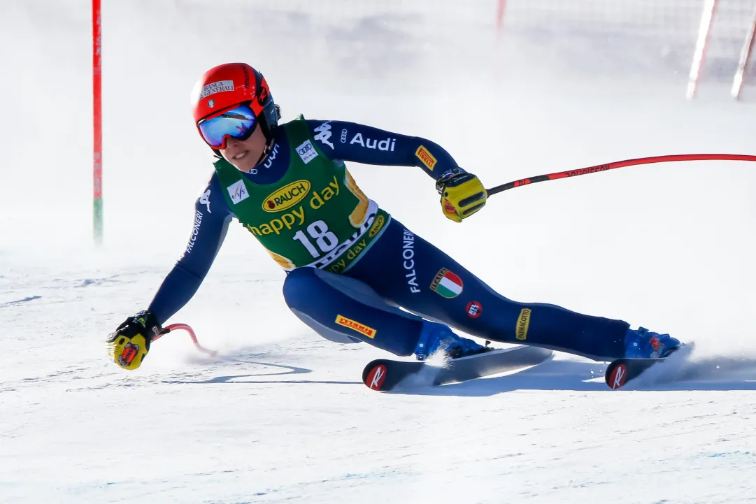 Mikaela Shriffin vince la prima discesa libera di Bansko. Seconda Federica Brignone