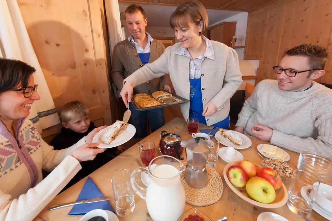 Colazione contadina e prelibatezze dell’Alto Adige nei masi Gallo Rosso