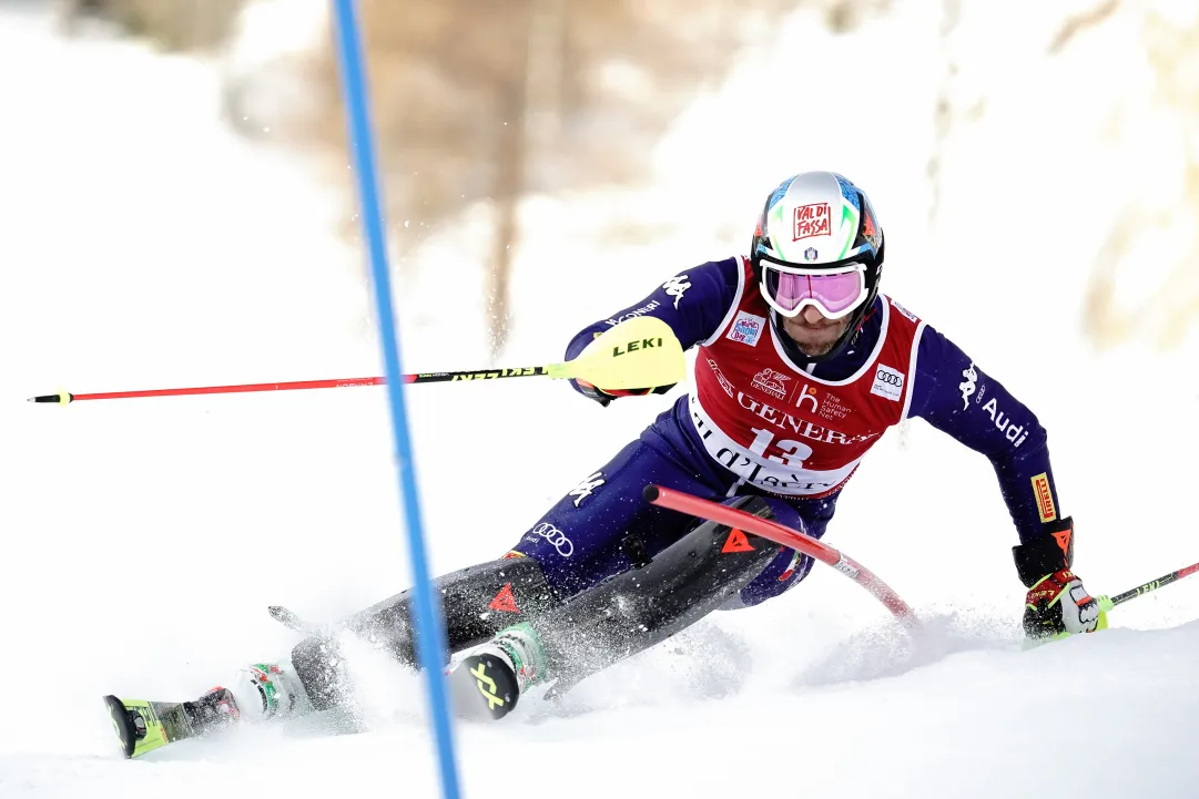 Alexis Pinturault domina lo slalom di Val d'Isère. Terzo Stefano Gross