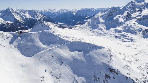 Sconti skipass per i gruppi che sciano a Corvatsch, Diavolezza e Lagalb