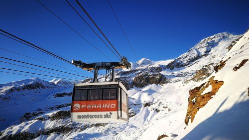 Monterosa Freeride Paradise, aperto il Funifor di Indren. La stagione del fuori pista entra nel vivo