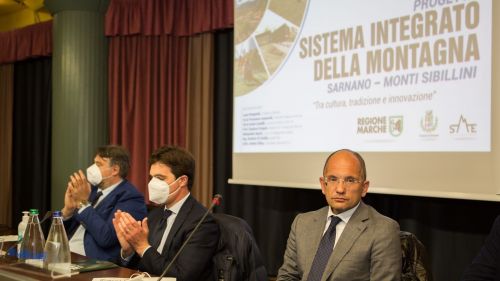 Marche, presentato il progetto per il rilancio di  Sarnano-Sassotetto