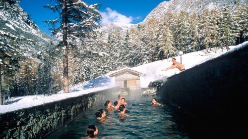 Le terme e la cura dell'acqua, relax con l'idroterapia