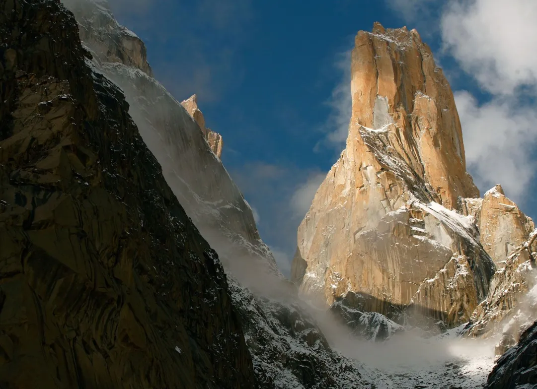 Tour de Trango