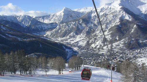 Dopo Sestriere-Vialattea, il fondo inglese Icon acquisirà anche gli impianti di Bardonecchia?