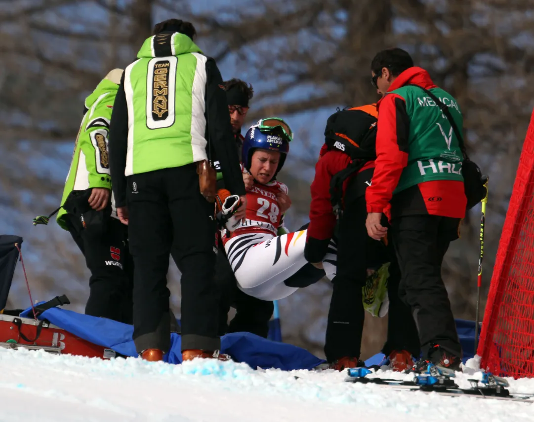 Hronek, stagione finita come Tessa Worley: rottura del crociato!