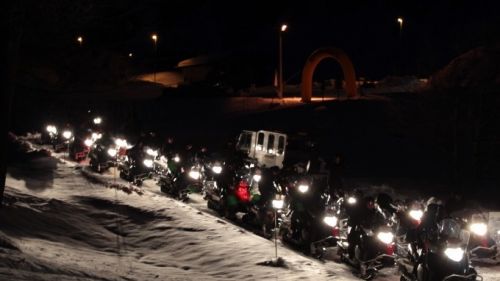 Escursione sulla neve in motoslitta con cena in rifugio