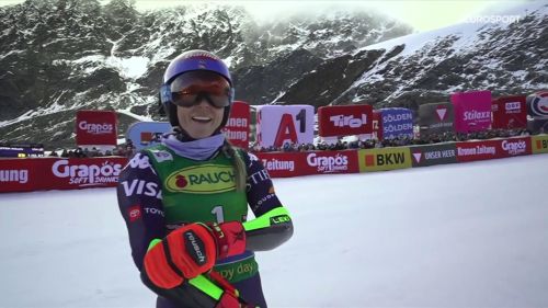 Mikaela Shiffrin subito in testa nella prima manche a Solden