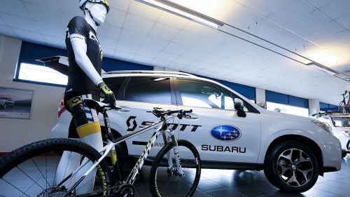 Partnership. Scott Italia viaggia in Subaru per tre anni