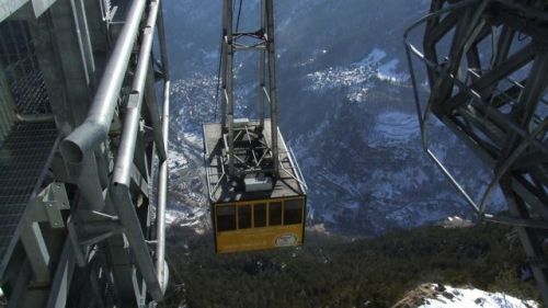 Valmalenco inaugura la stagione con i 50 anni della Funivia del Bernina