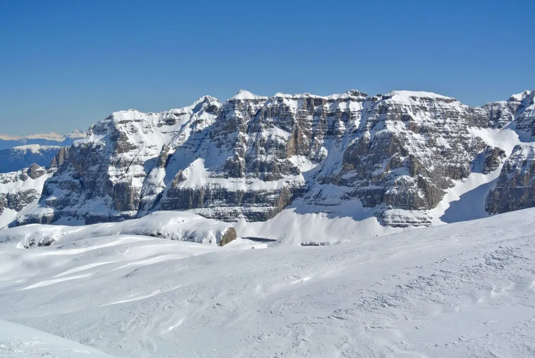 panorama da cima groste