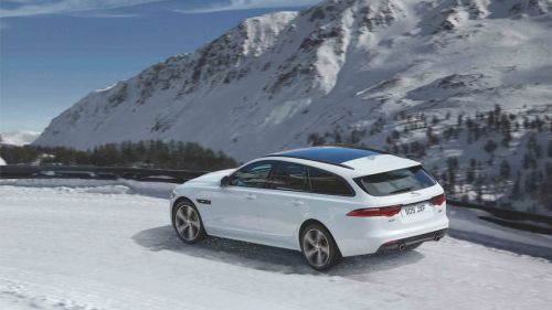 The Art of Performance Tour, la trazione integrale Jaguar alla prova della neve