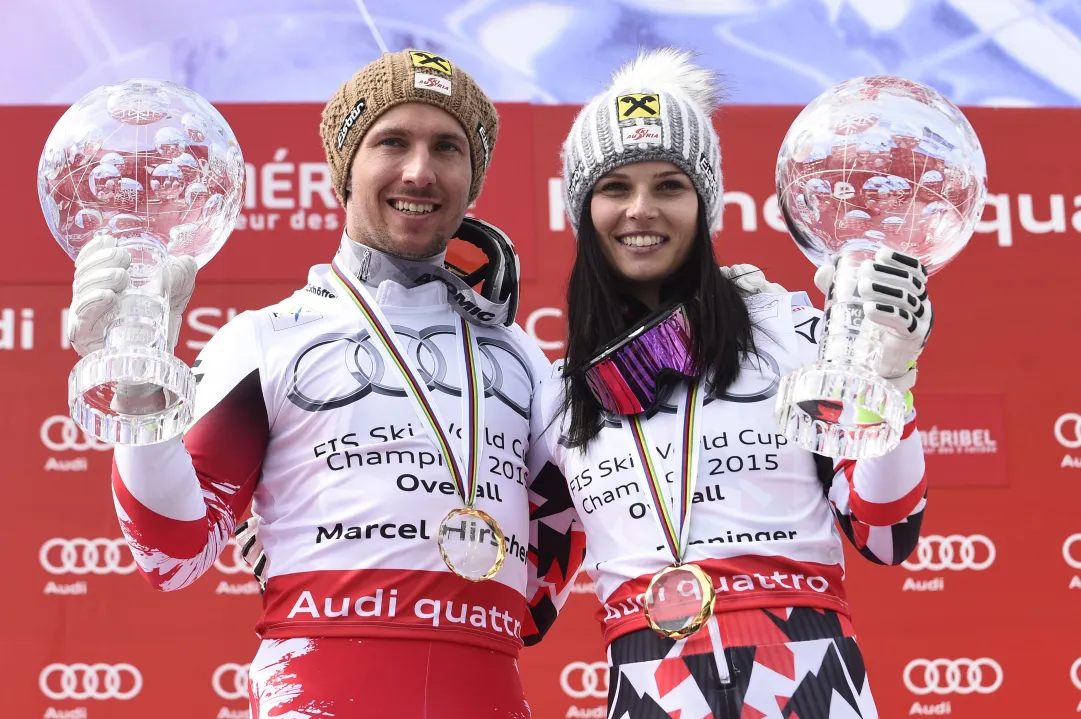 Hirscher festeggia assieme ad Anna Veith-Fenninger vincitrice tra le donne