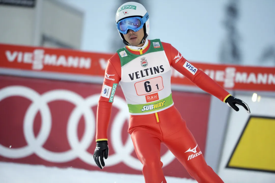 Yoshito Watabe è il migliore nel segmento di salto della seconda gara di Lillehammer