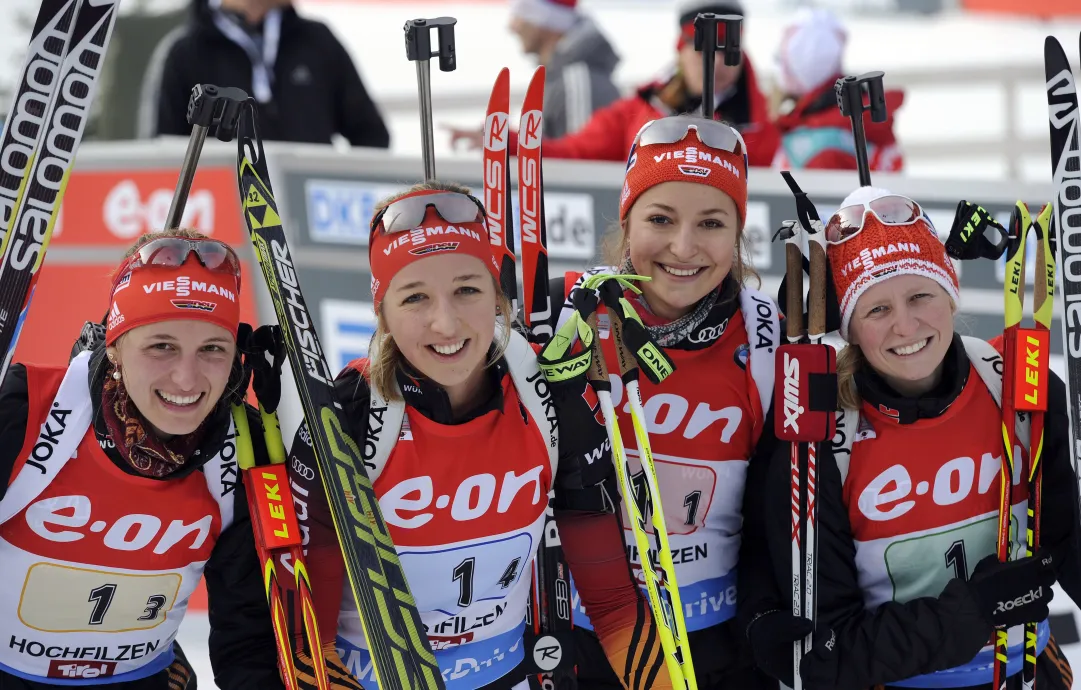 La Germania trionfa nella staffetta femminile di Hochfilzen dove l'Italia è quarta