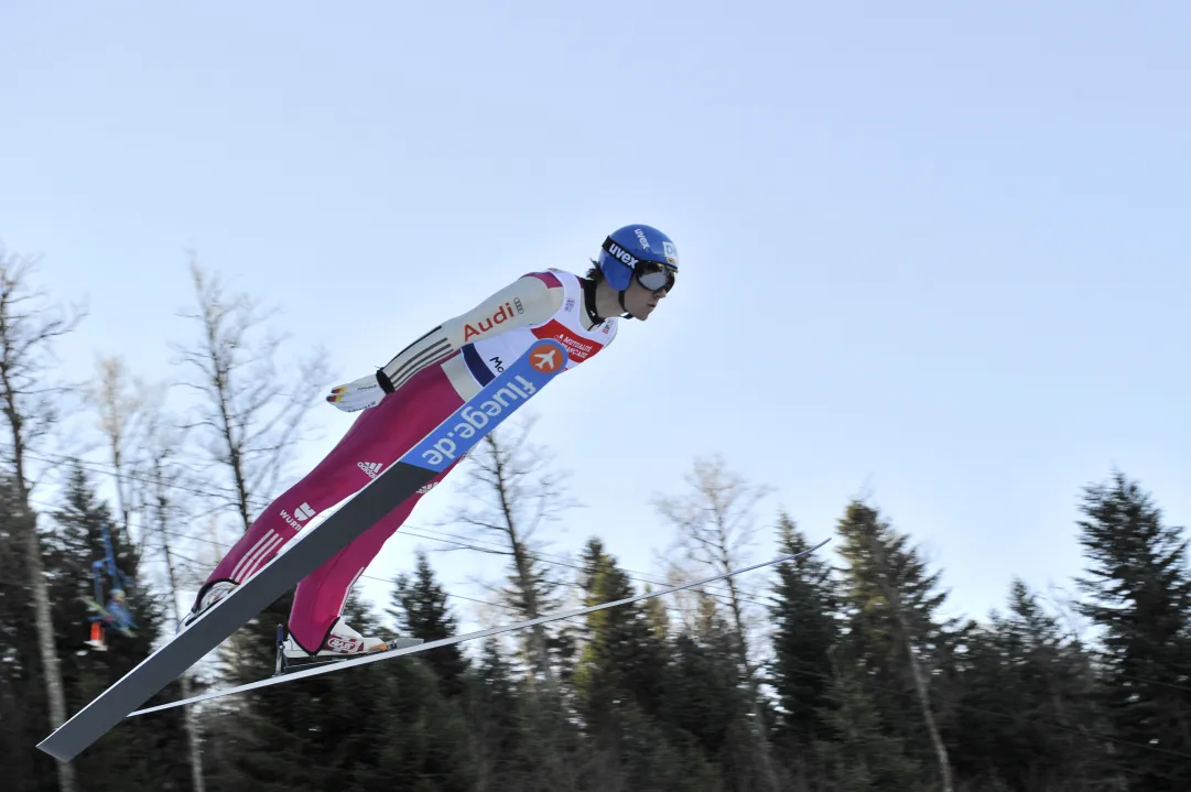 Jarl Magnus Riiber il migliore nel segmento di salto di Chaux-Neuve. Chance di top 10 per Lukas Runggaldier