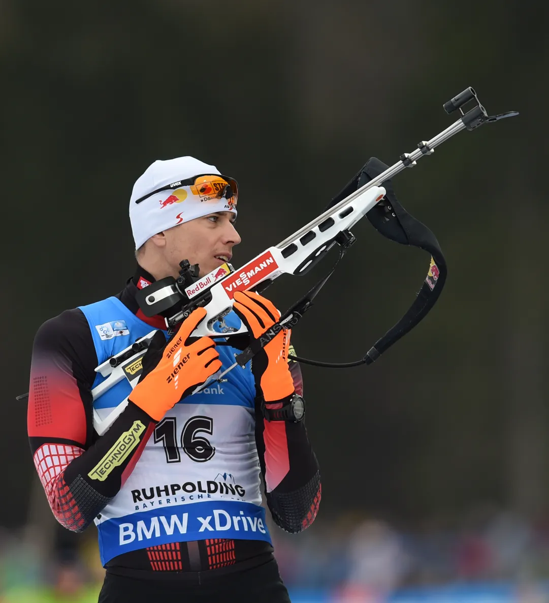 Julian Eberhard fa saltare il banco nella sprint maschile di Khanty-Mansiysk