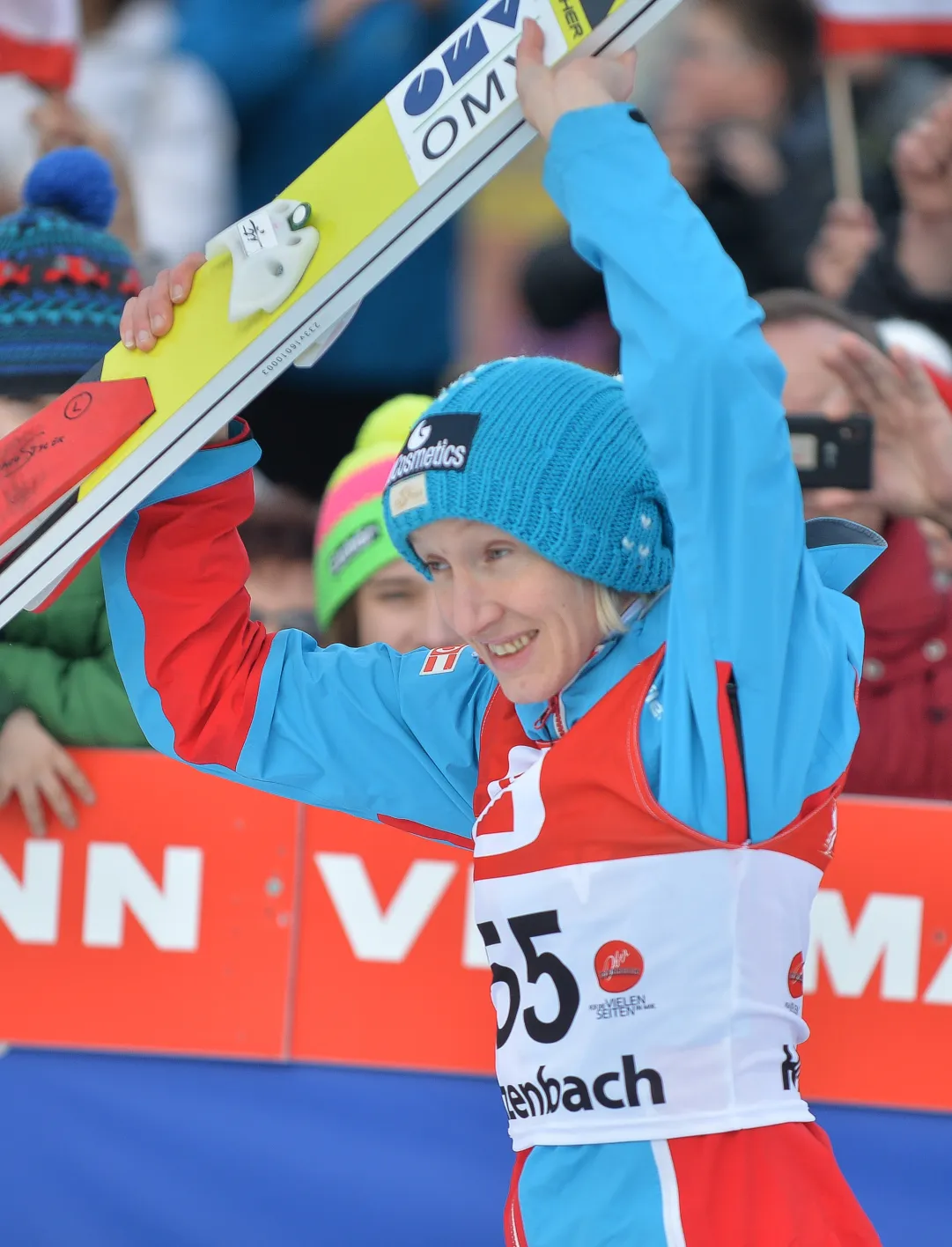 Daniela Iraschko-Stolz trionfa nella seconda gara di Ljubno. Sara Takanashi giù dal podio!