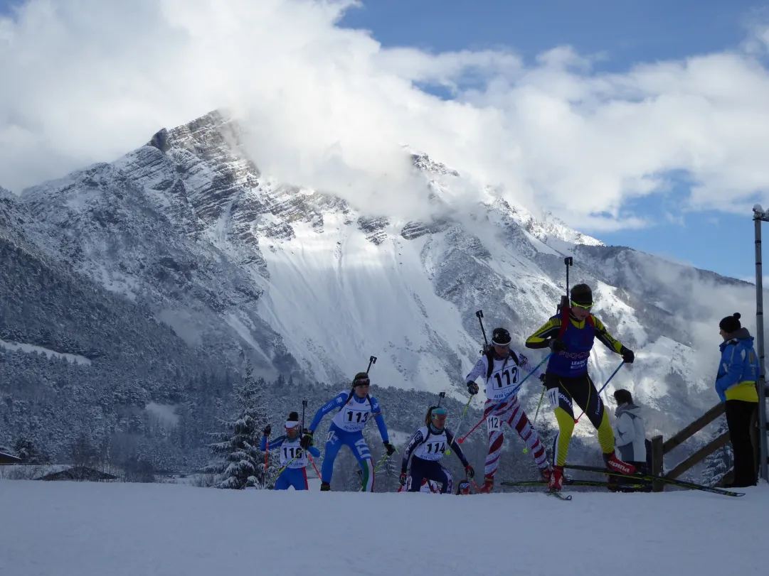 Primo contatto con la neve per gli ignorati junior dell'Italia del biathlon