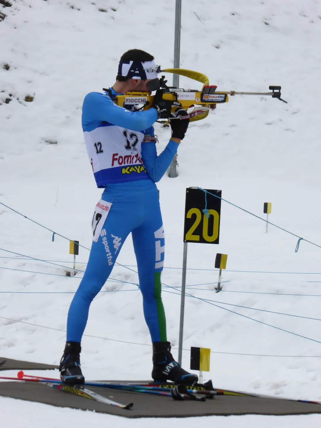 Gli junior dell'Italia del biathlon in raduno a Forni Avoltri, dove nel weekend si terranno gli assoluti