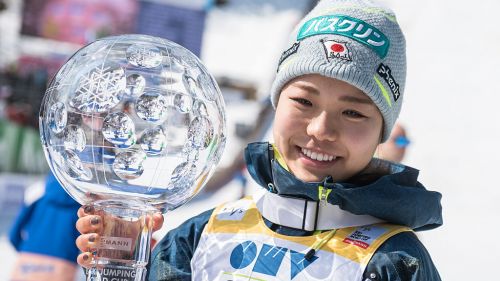 Sara Takanashi vince il duello con Maren Lundby e fa suo il Summer Grand Prix