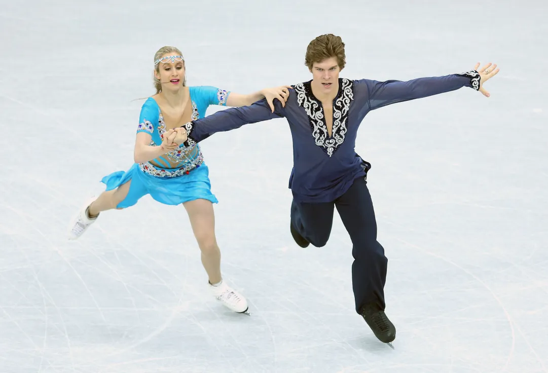 Yanovskaya/Mozgov dettano legge nella short dance della finale di Junior Grand Prix